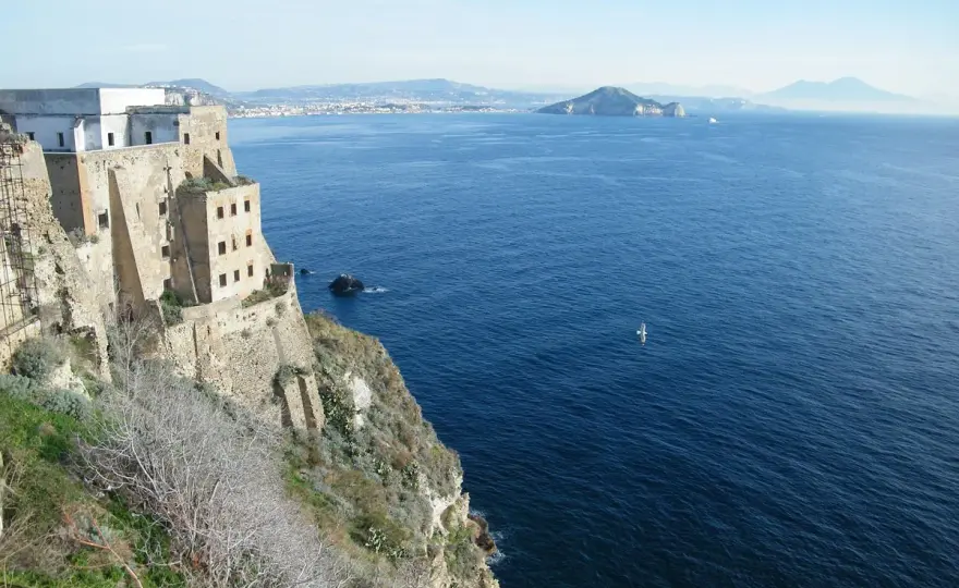 Abbaye San Michele Procida - Patrimoine et plages sans stress