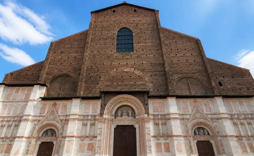 Basilique San Petronio - Guide complet pour votre visite à Bologne