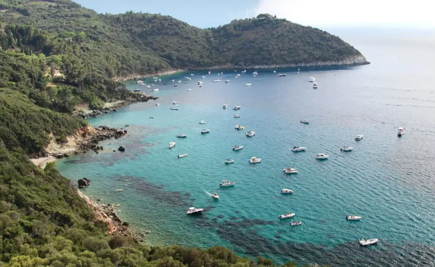Tirrenia - Plages libres ou "bagni"? Votre guide pour la Toscane