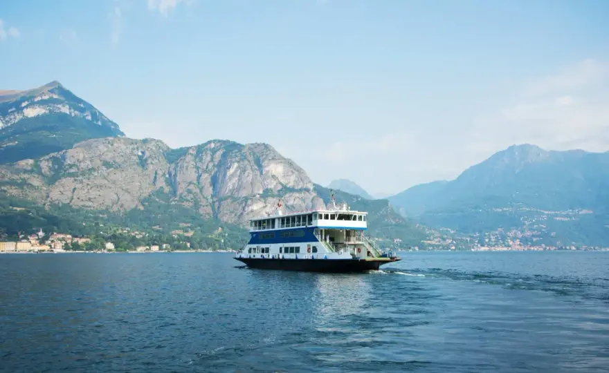 Ferry Lac de Côme en voiture - Est-ce vraiment utile ?