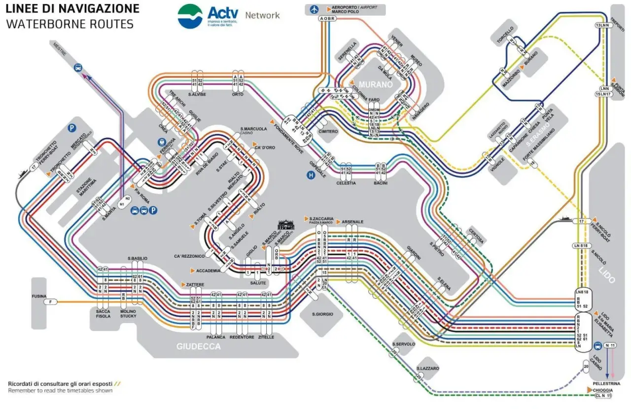 Carte des lignes de vaporetto à Venise, incluant Murano et les îles environnantes.